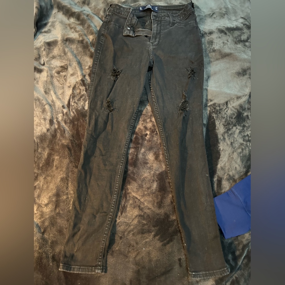 Hollister black ripped jeans